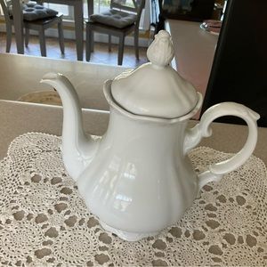 Vintage Mitterteich Bavaria Teapot